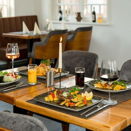 Roca Restaurant Und Hotel Bommersheim Экстерьер фото