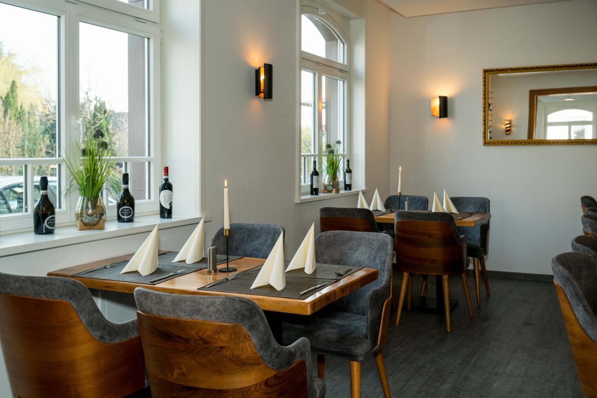 Roca Restaurant Und Hotel Bommersheim Экстерьер фото