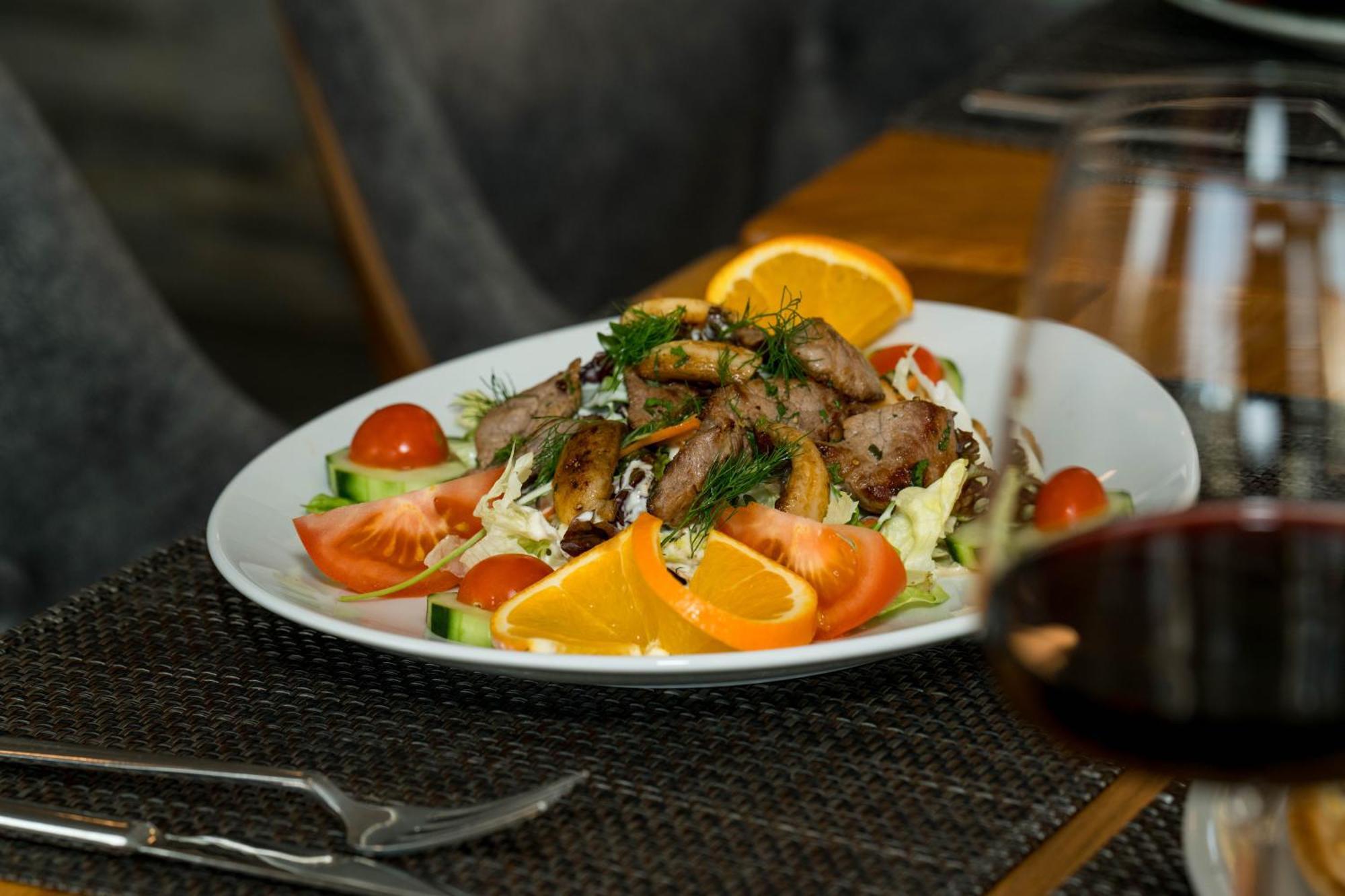 Roca Restaurant Und Hotel Bommersheim Экстерьер фото