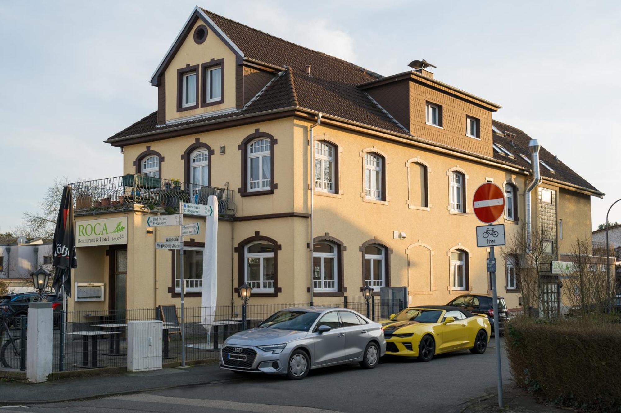 Roca Restaurant Und Hotel Bommersheim Экстерьер фото